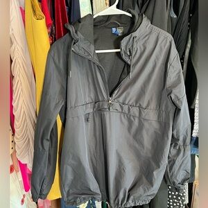 ⚠️LAST CHANCE! DONATING 6/30⚠️ Men’s black windbreaker